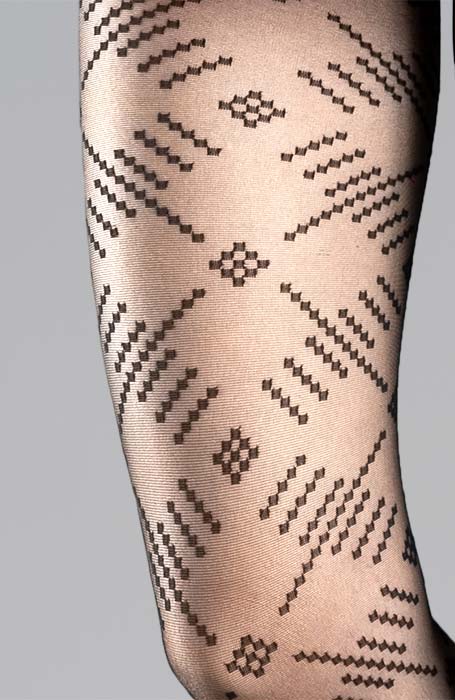 Schwarze Feinstrumpfhose 20 DEN mit modischem geometrischen Muster Collanteria Saratoga